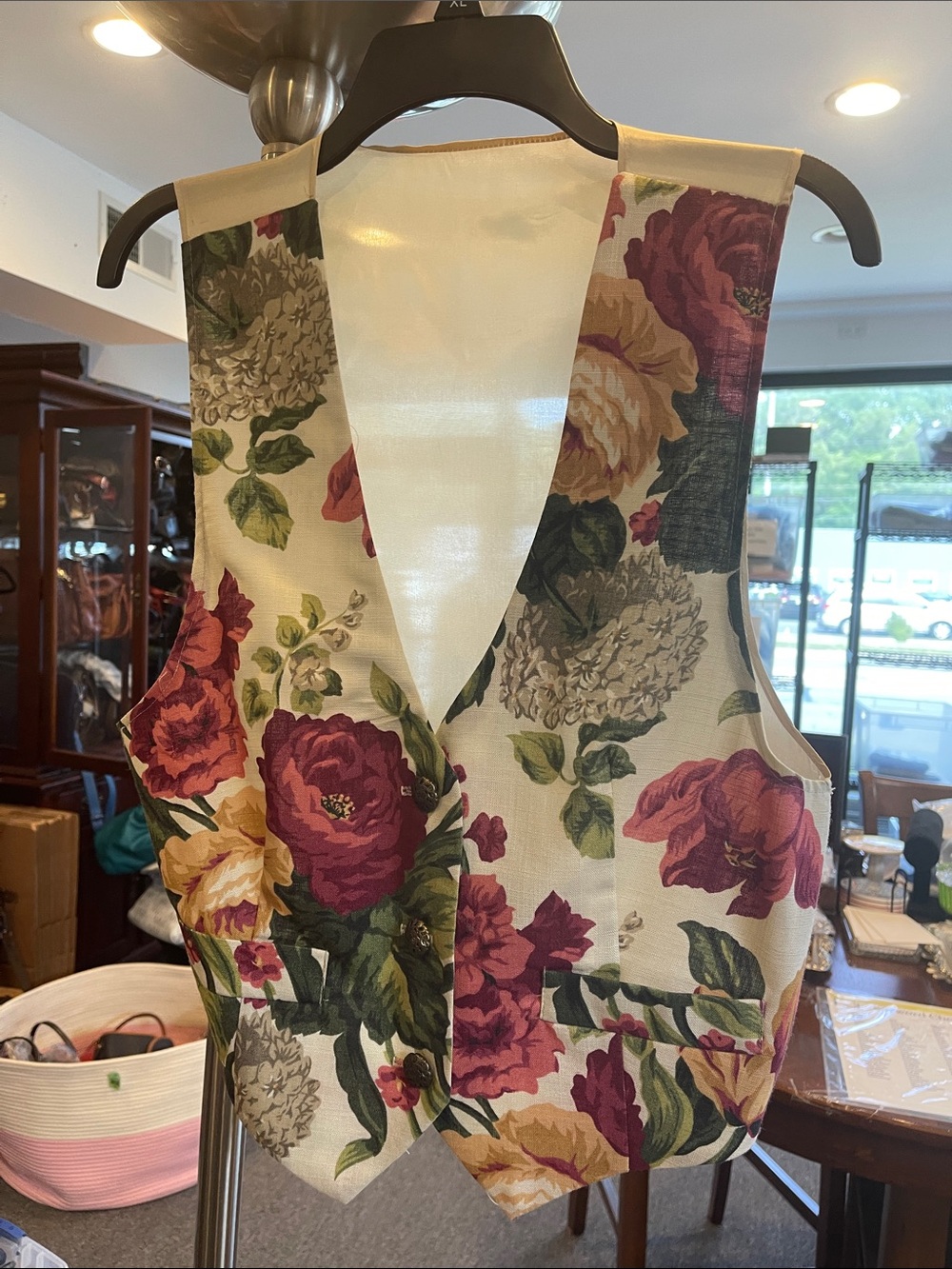 R.J Stevens by Carol Scritoe Floral Rose Print Vest  size 12 Vintage made USA